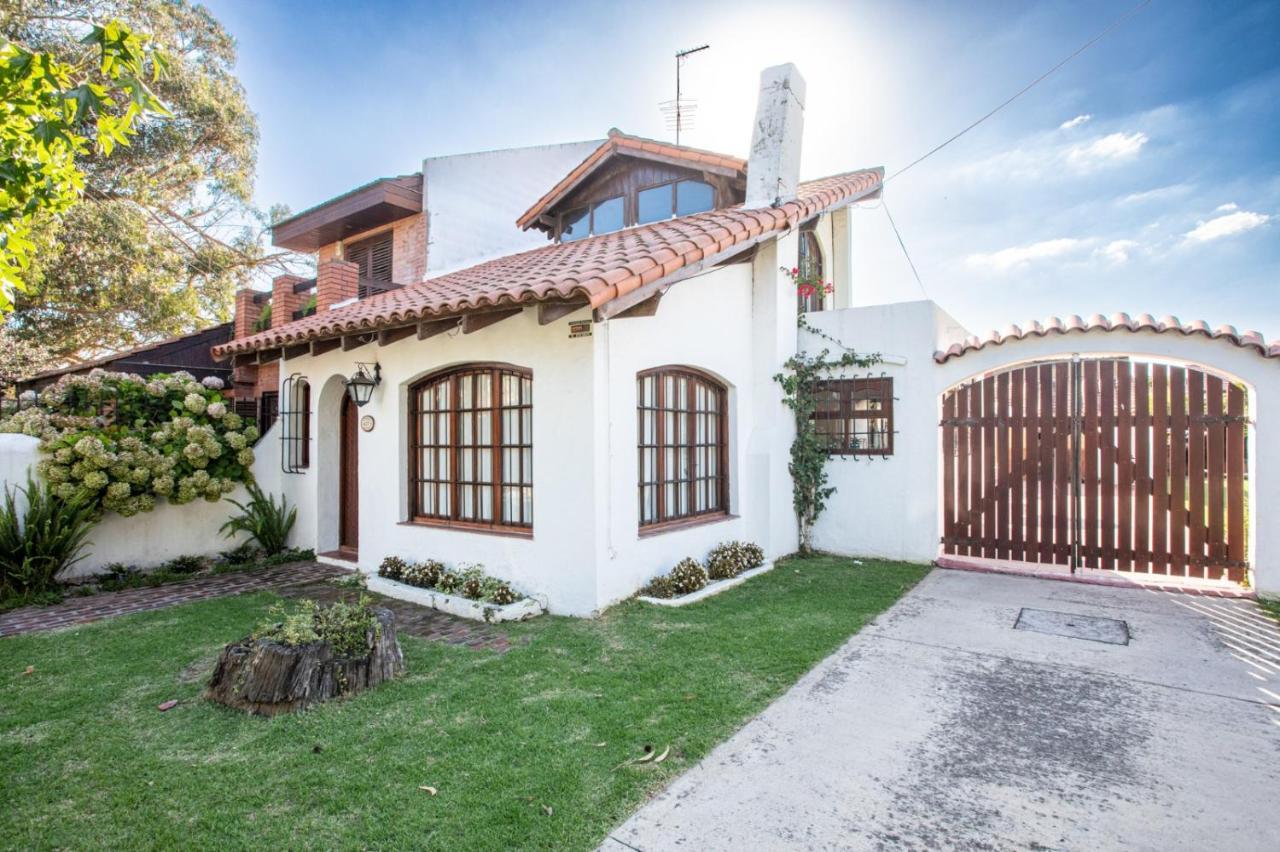 Chalet En Barrio Parque Mar del Plata Exterior foto